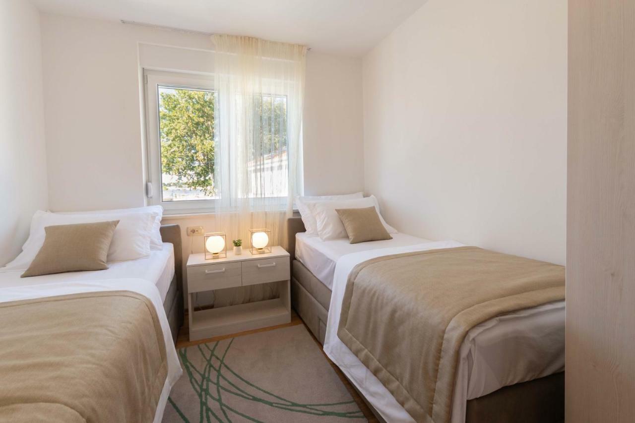 Apartment House Ivan John Podstrana Luaran gambar